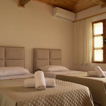 Sokaku I Te Marreve Guesthouse Gjirokaster Luaran gambar
