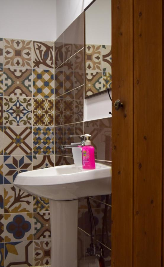 Sokaku I Te Marreve Guesthouse Gjirokaster Luaran gambar