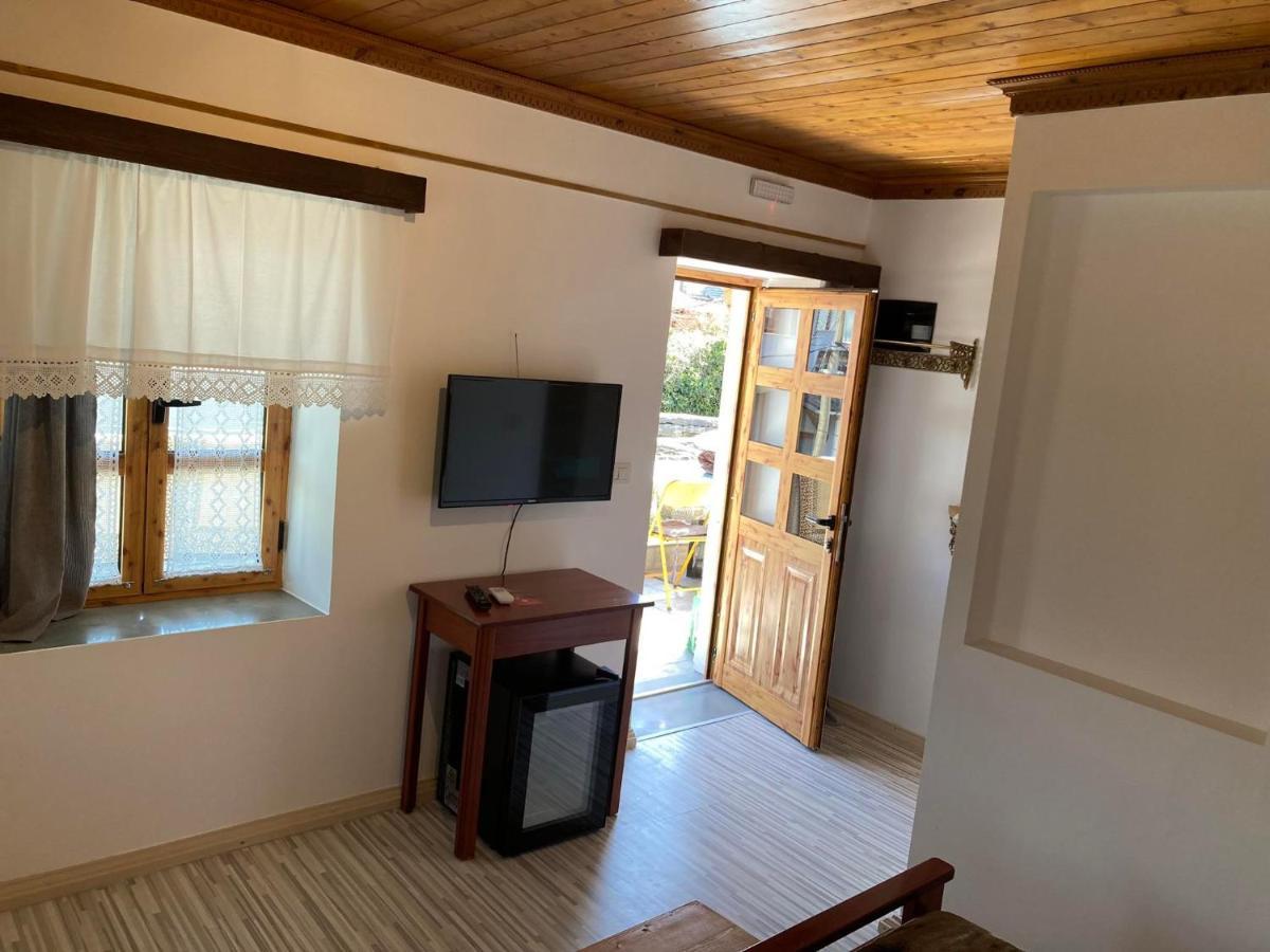 Sokaku I Te Marreve Guesthouse Gjirokaster Luaran gambar