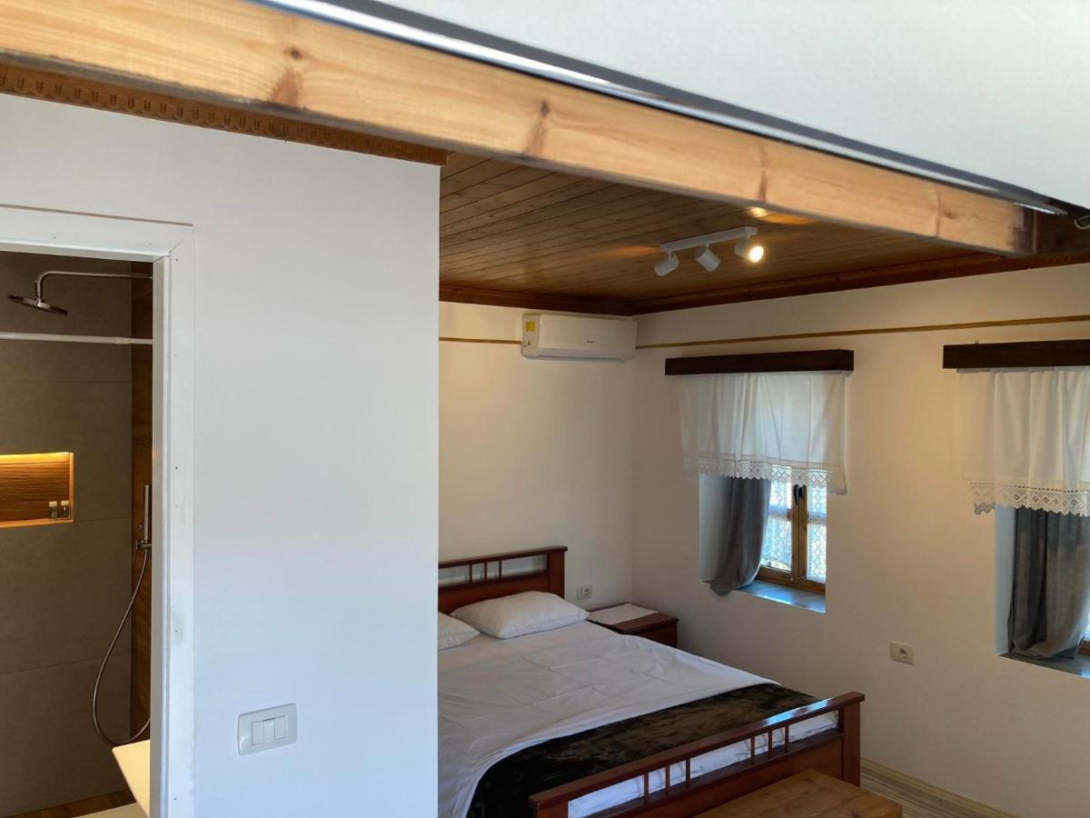 Sokaku I Te Marreve Guesthouse Gjirokaster Luaran gambar