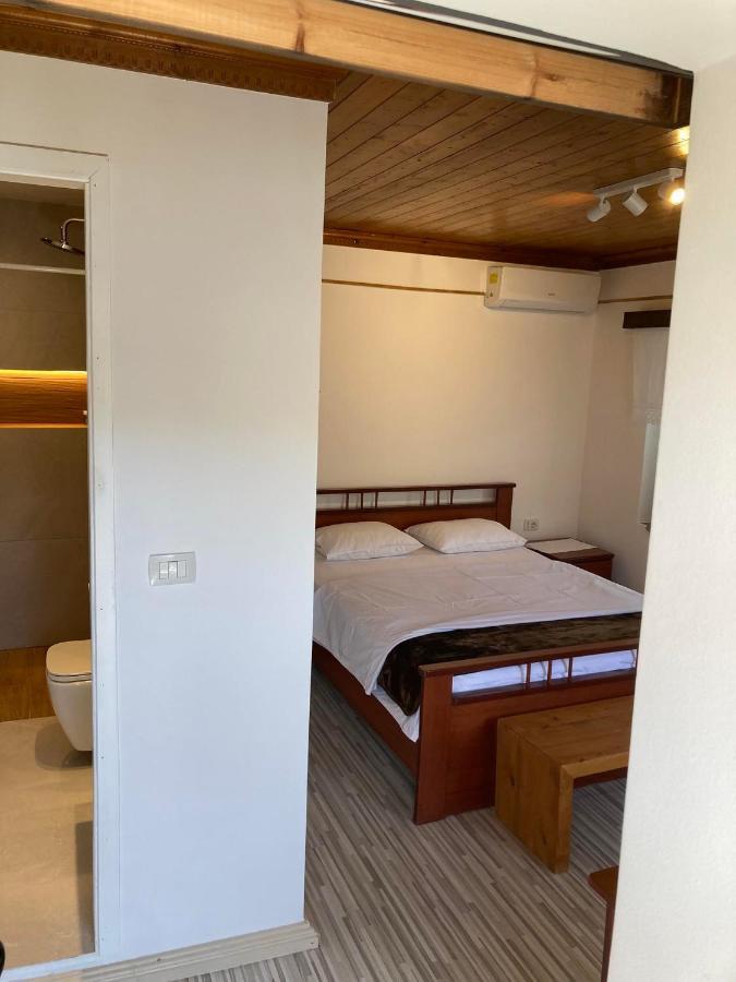Sokaku I Te Marreve Guesthouse Gjirokaster Luaran gambar