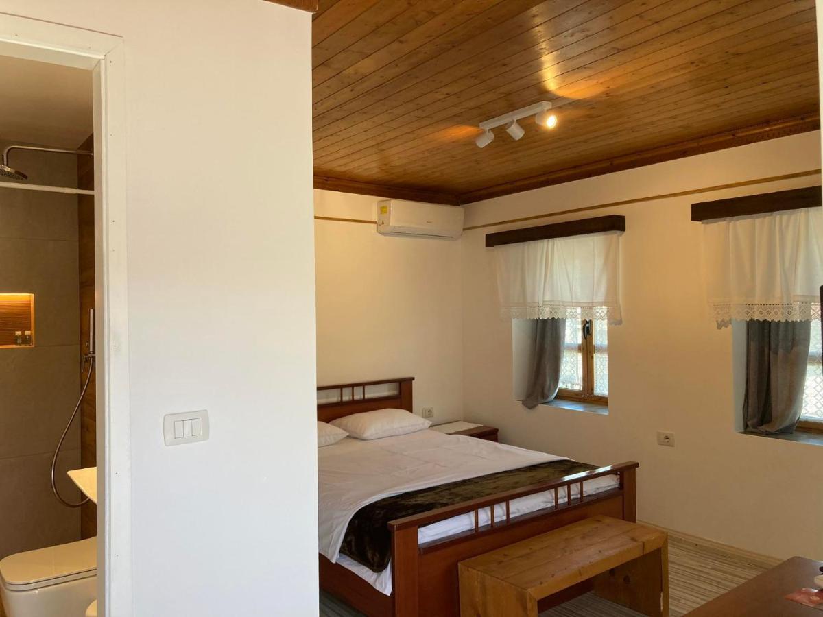 Sokaku I Te Marreve Guesthouse Gjirokaster Luaran gambar