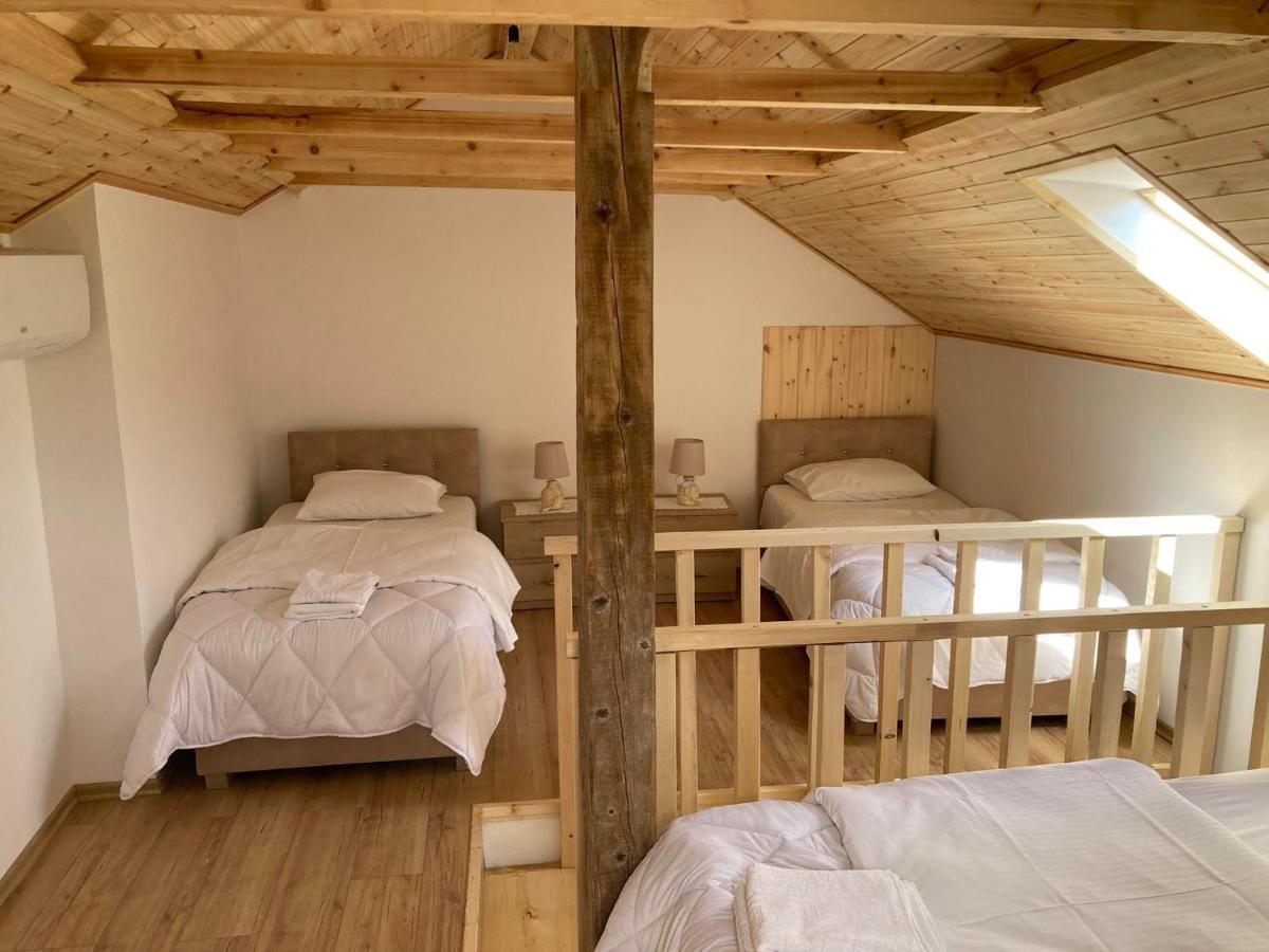 Sokaku I Te Marreve Guesthouse Gjirokaster Luaran gambar