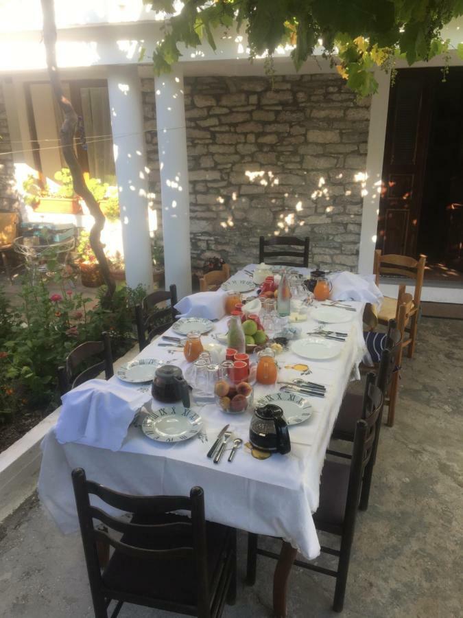 Sokaku I Te Marreve Guesthouse Gjirokaster Luaran gambar